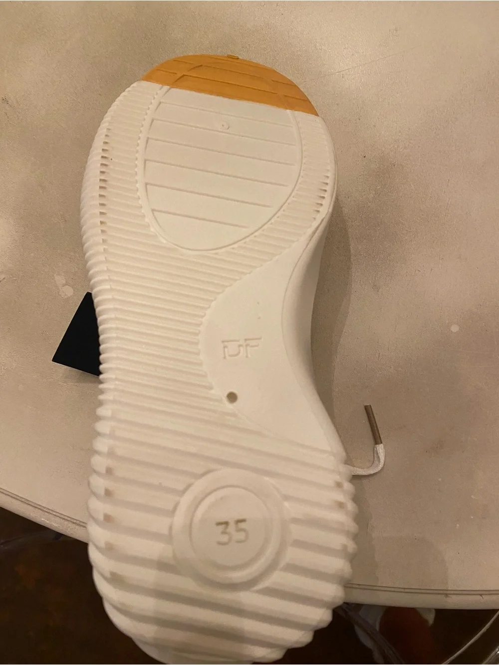 De Florance white black